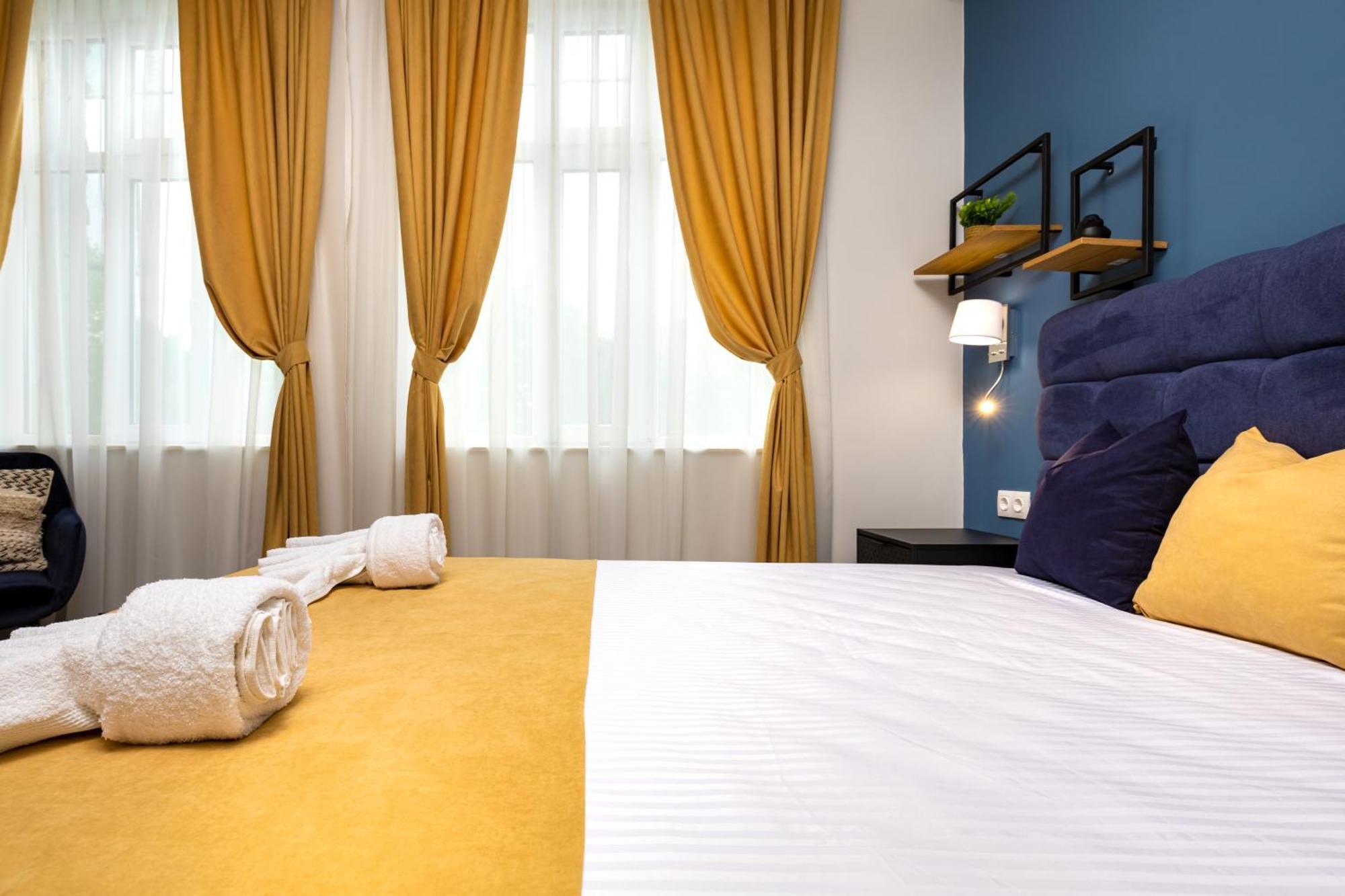Kapana Guest House On Central Pedestrian Street With Parking Included Plovdiv Rum bild