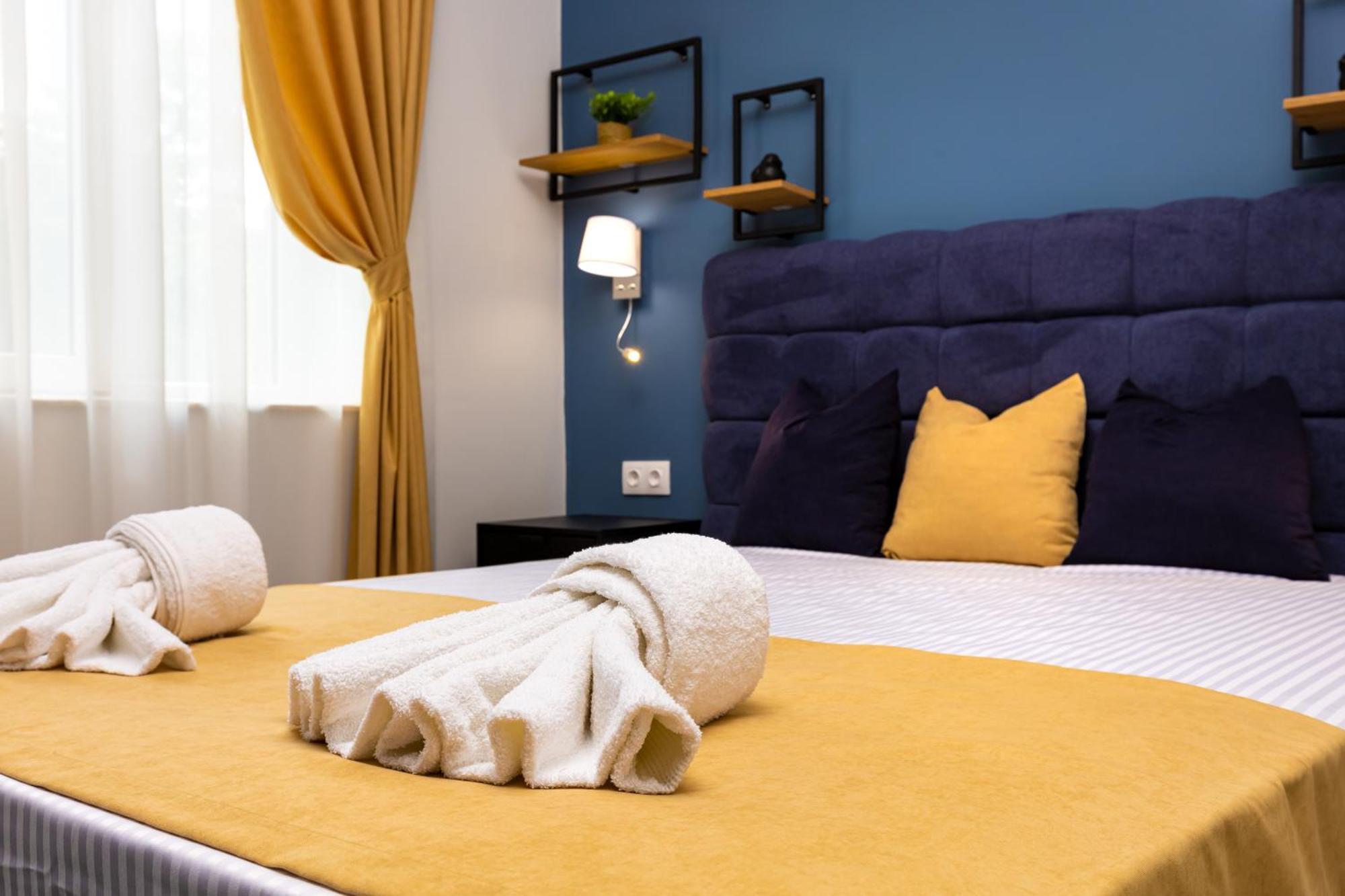 Kapana Guest House On Central Pedestrian Street With Parking Included Plovdiv Rum bild